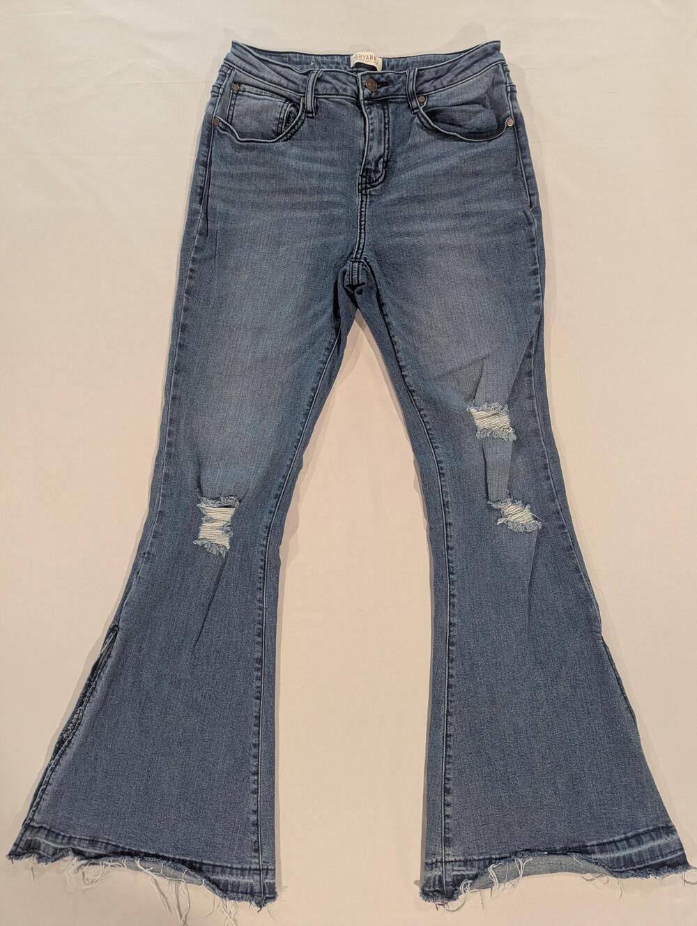 Shyanne Jeans Womens 31W X 34L Blue Med Wash High Rise Flare Distressed Denim